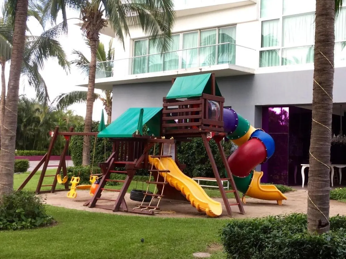 Departamentos Oceanfront Icon Vallarta Пуэрто-Вальярта