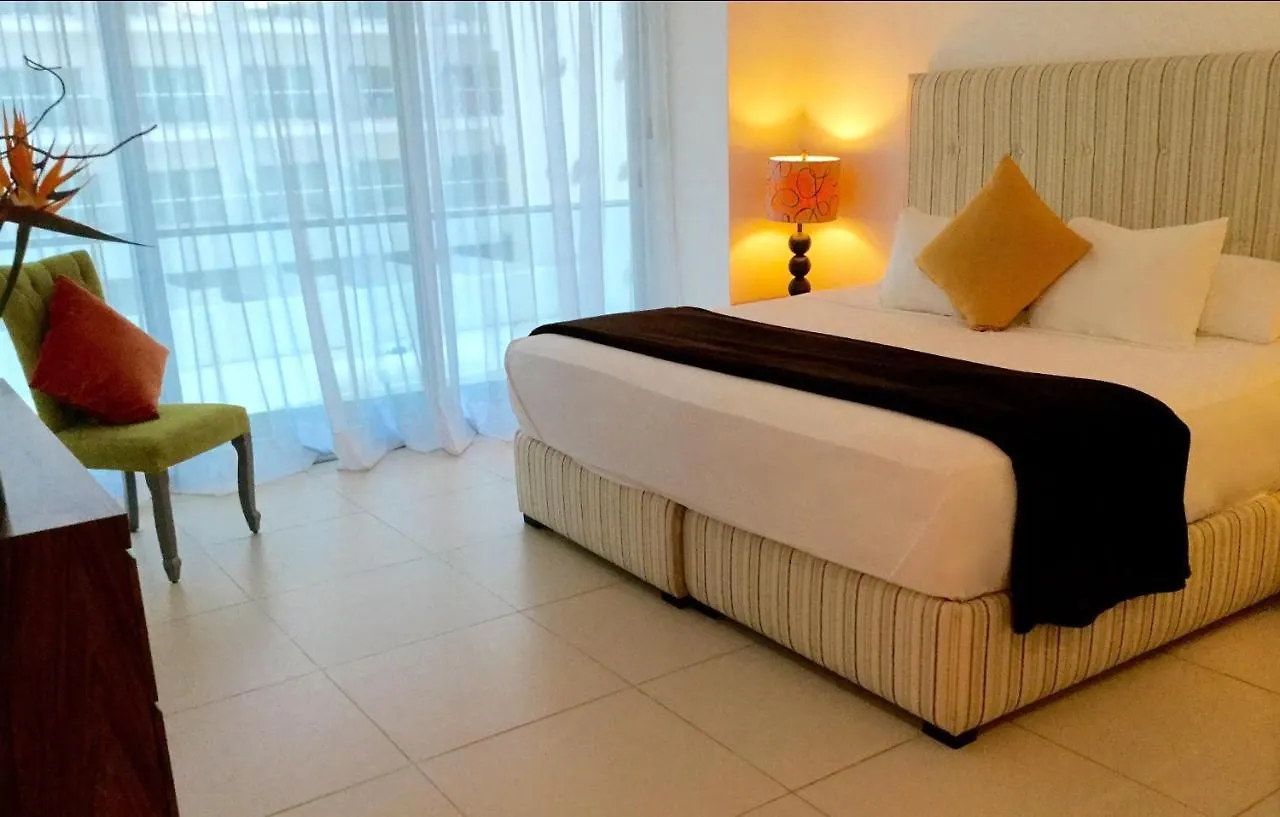 Departamentos Oceanfront Icon Vallarta Пуэрто-Вальярта 0*,  Мексика